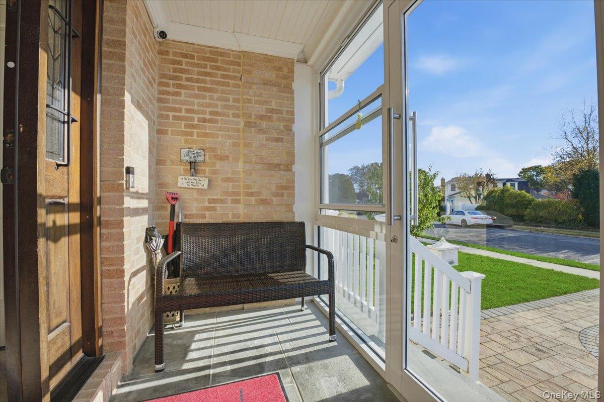 #4 photo, 19 8th Street, Hicksville , NY 11801