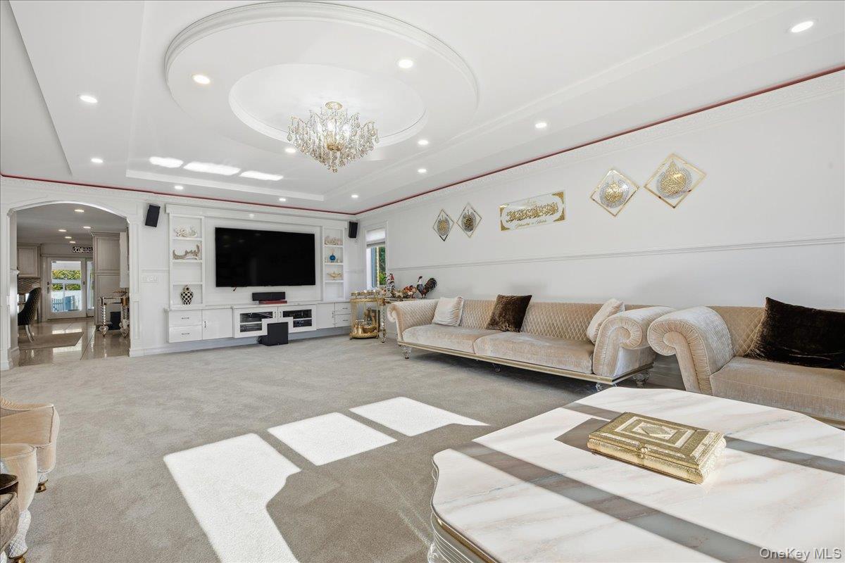 #7 photo, 19 8th Street, Hicksville , NY 11801