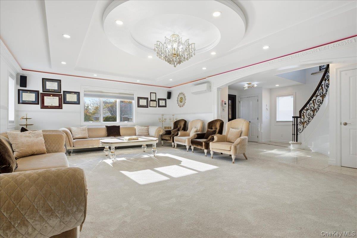 #8 photo, 19 8th Street, Hicksville , NY 11801