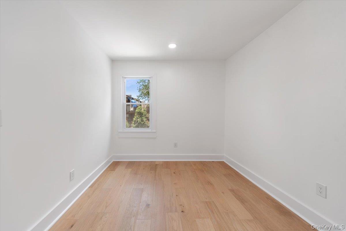 #9 photo, 10417 Rosita Road, Ozone Park , NY 11417