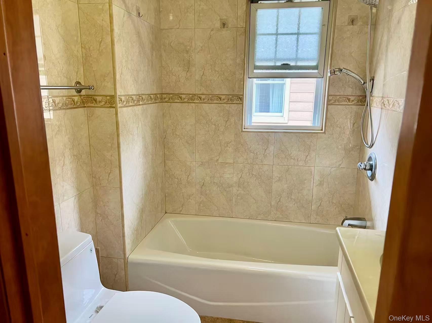 #15 photo, 14915 15th Road, Whitestone , NY 11357