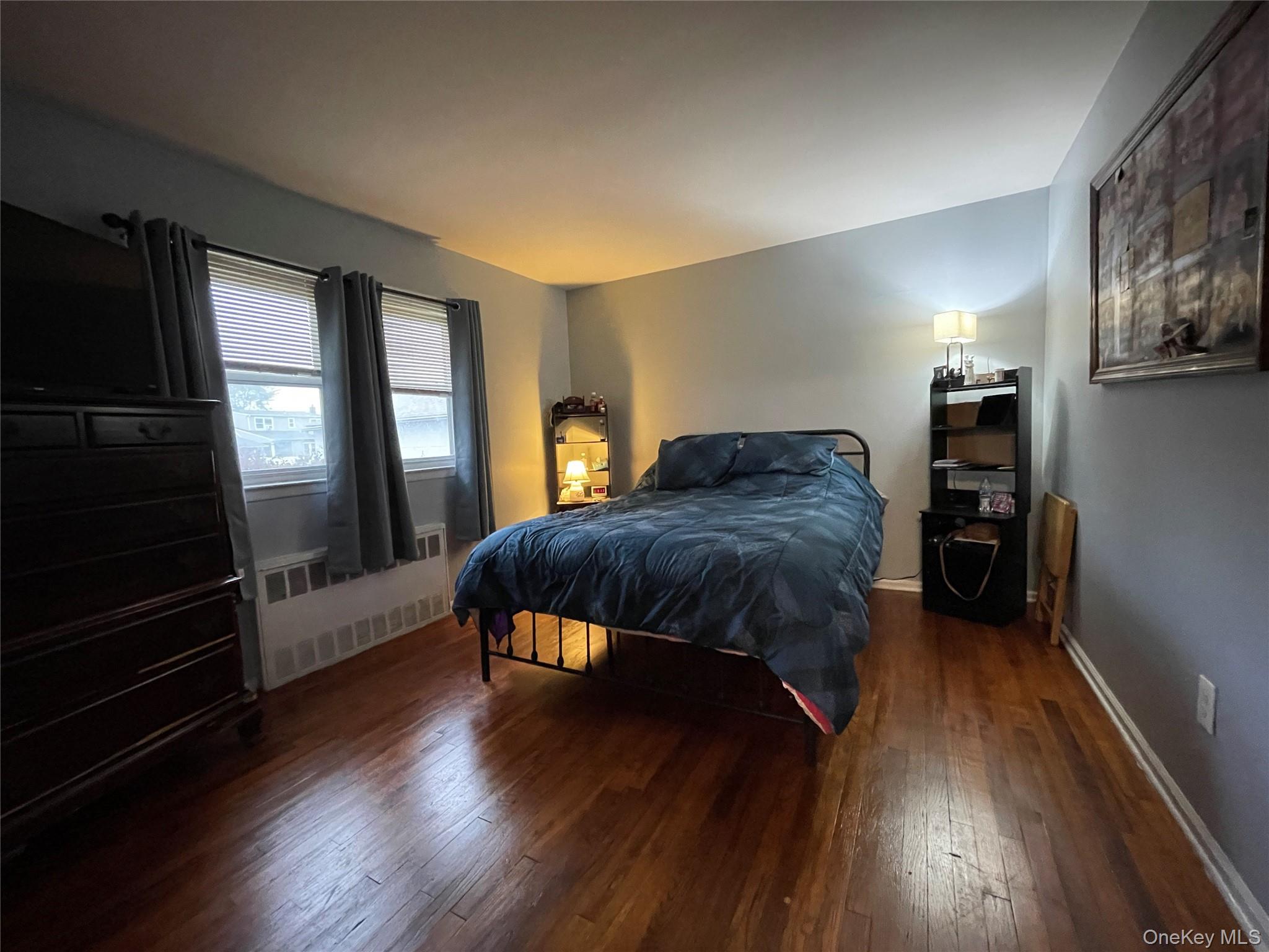 #11 photo, 323 Grand Avenue, Lindenhurst , NY 11757