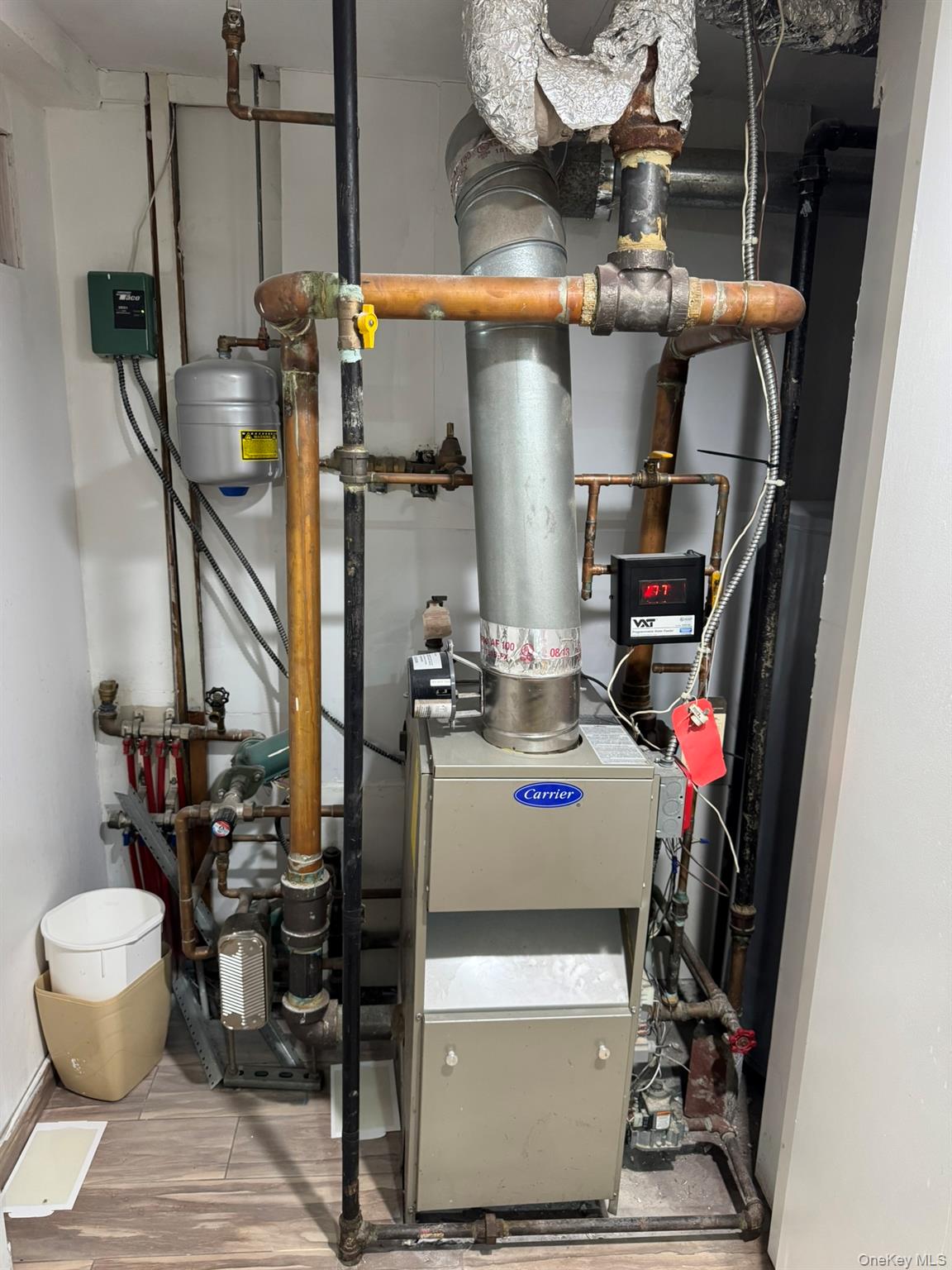 #15 photo, 14771 Hoover Avenue, Briarwood , NY 11435