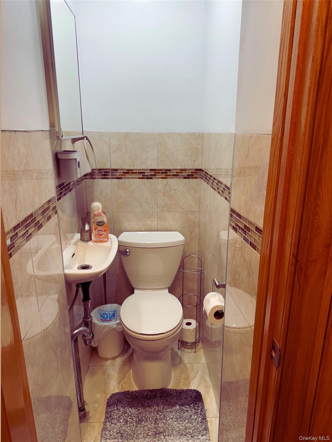 #5 photo, 14771 Hoover Avenue, Briarwood , NY 11435