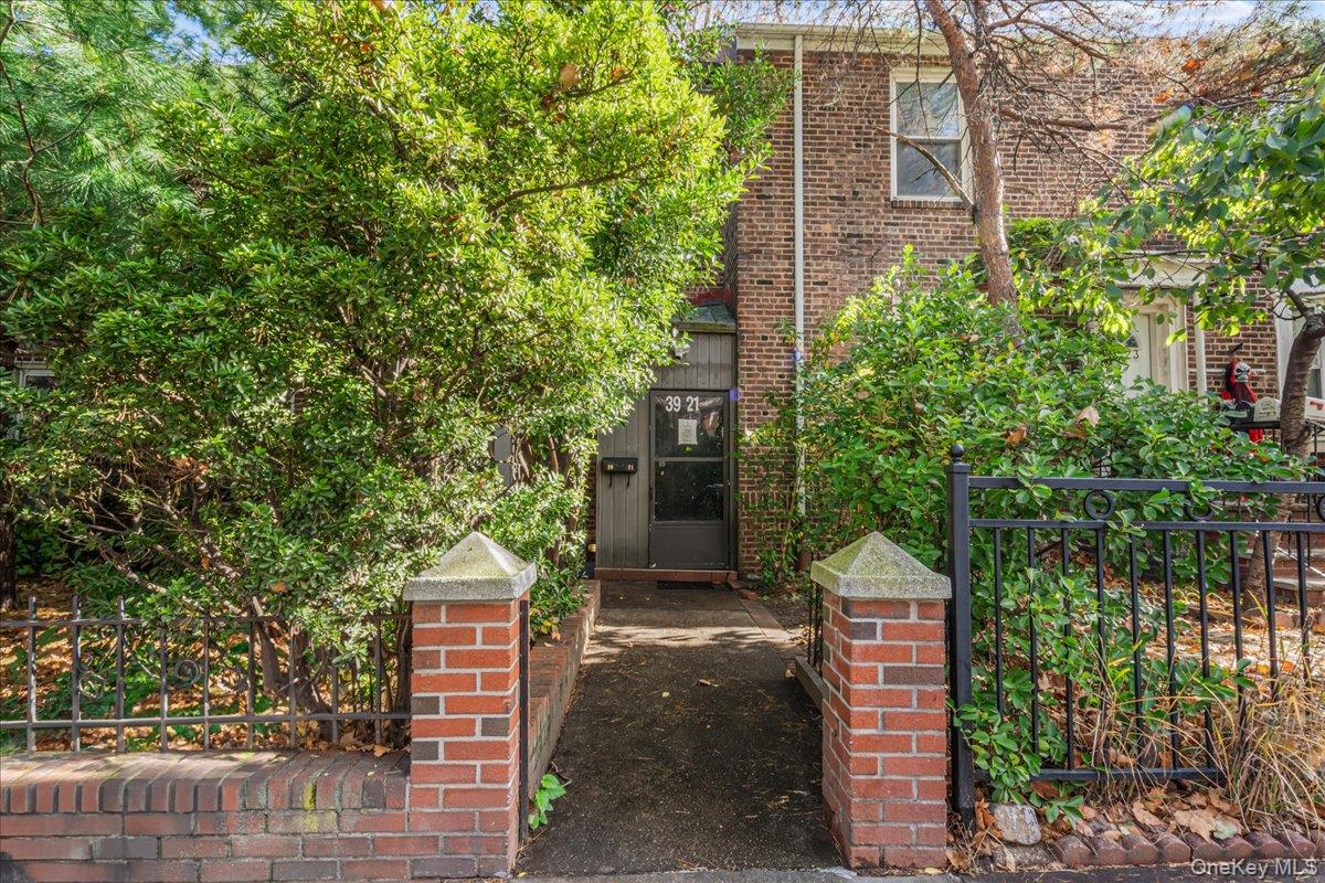 #1 photo, 3921 48th Street, Sunnyside , NY 11104