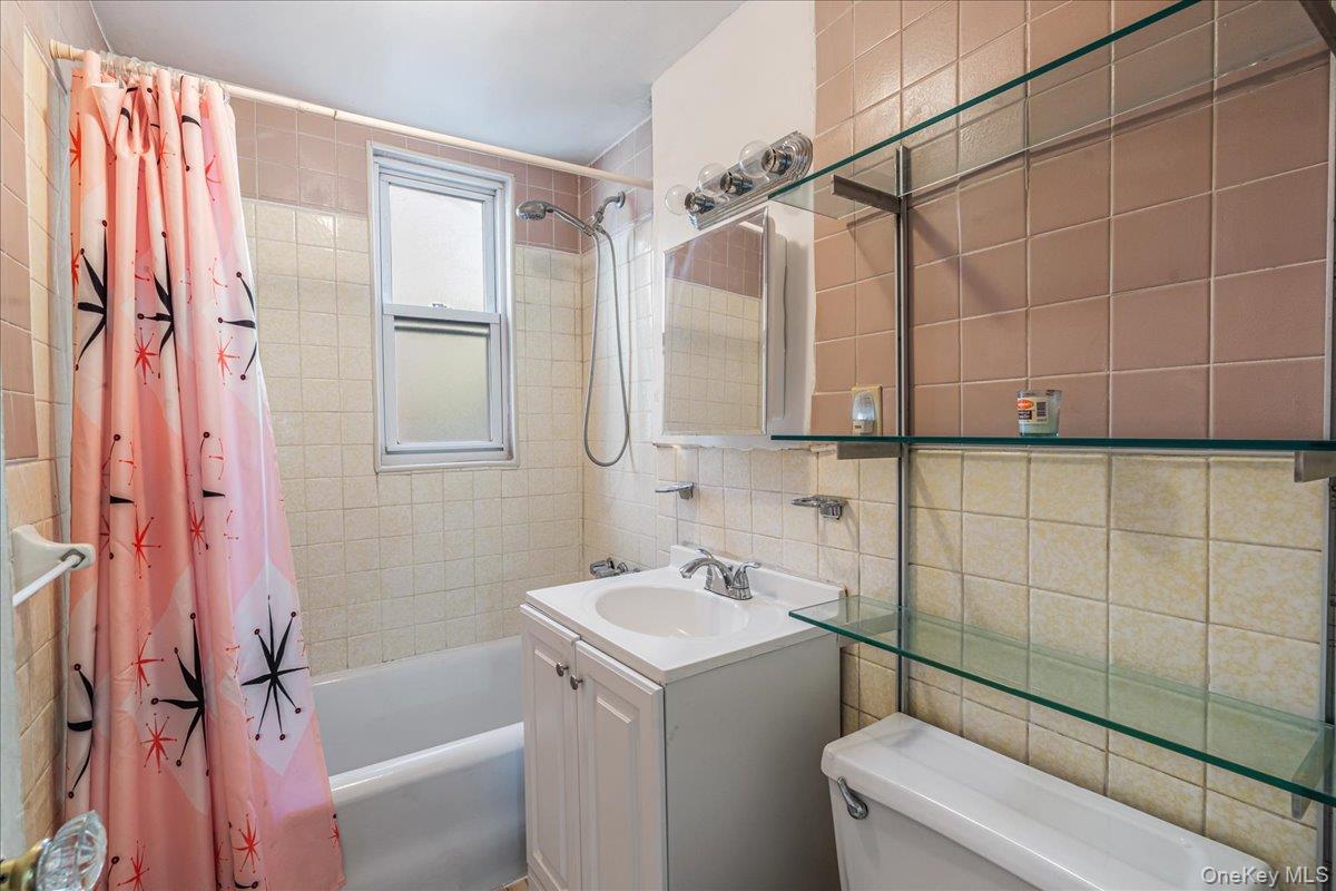 #14 photo, 3921 48th Street, Sunnyside , NY 11104