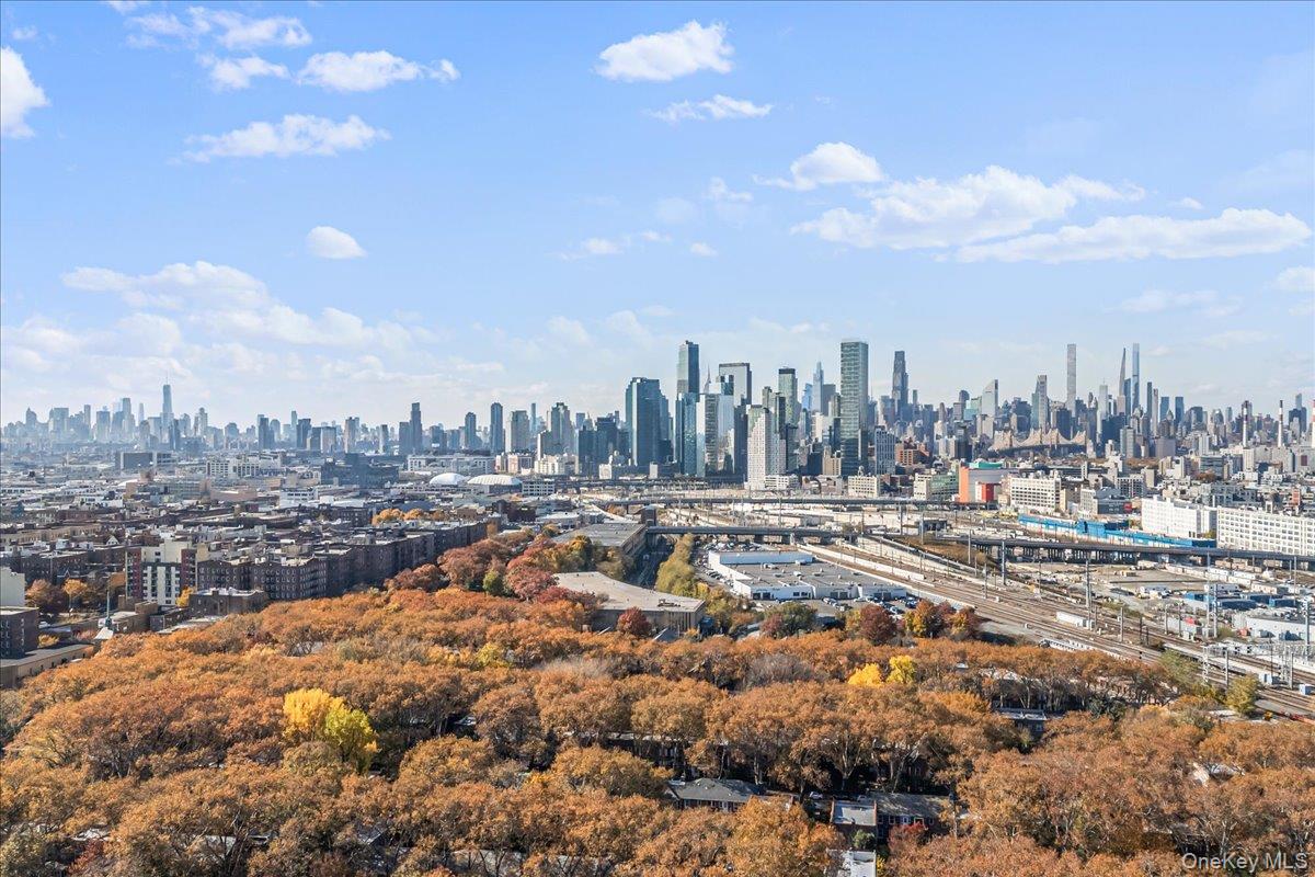 #2 photo, 3921 48th Street, Sunnyside , NY 11104