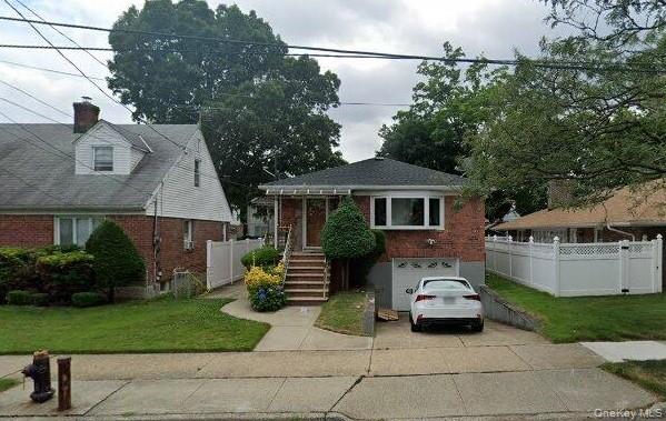 #2 photo, 83-10 262 Avenue, Glen Oaks , NY 11004