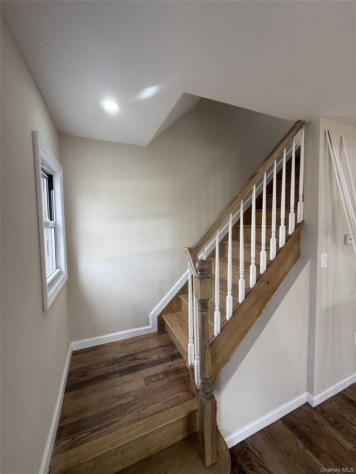 #13 photo, 111-27 209th Place, Queens Village , NY 11429