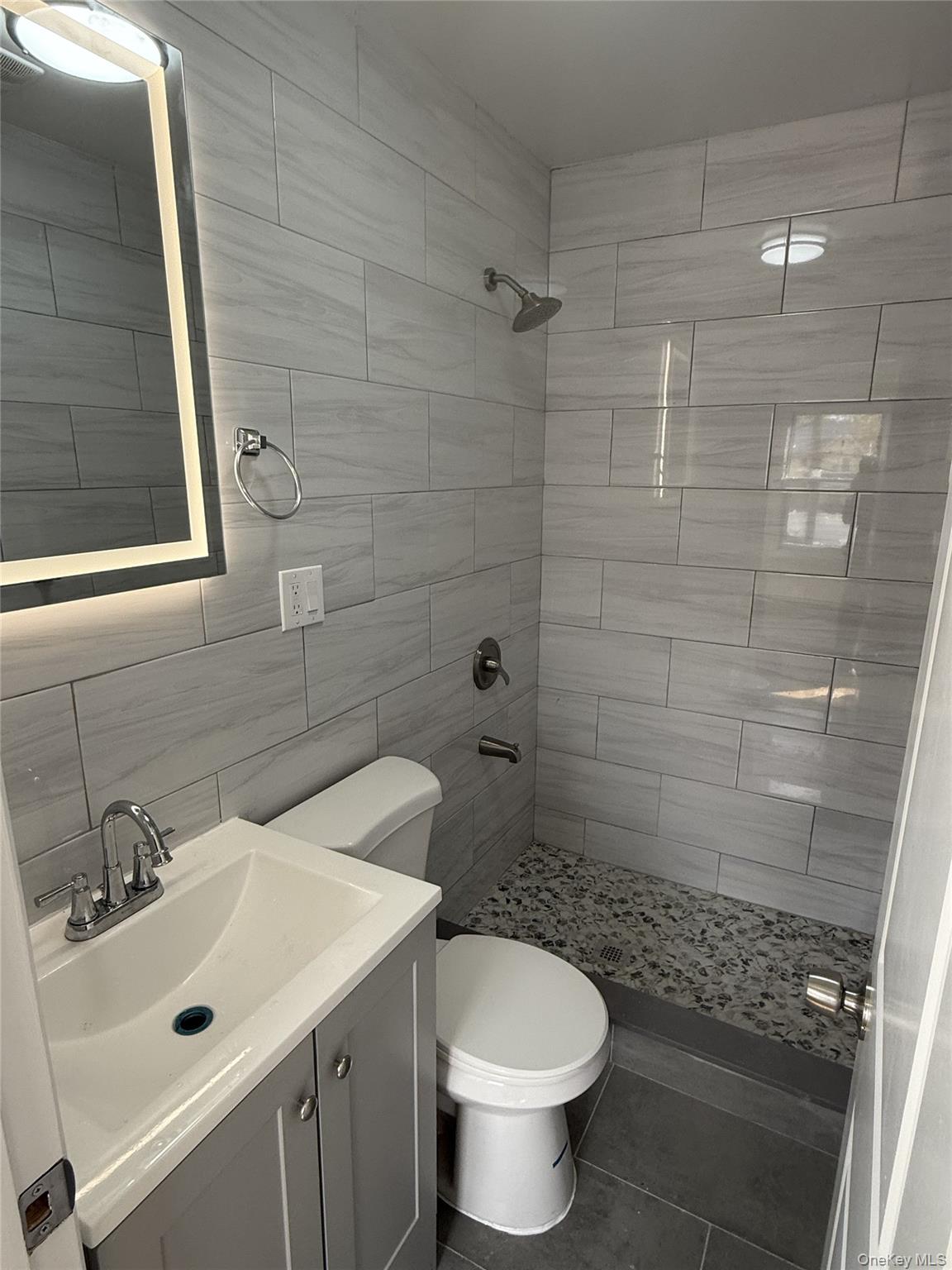 #17 photo, 111-27 209th Place, Queens Village , NY 11429