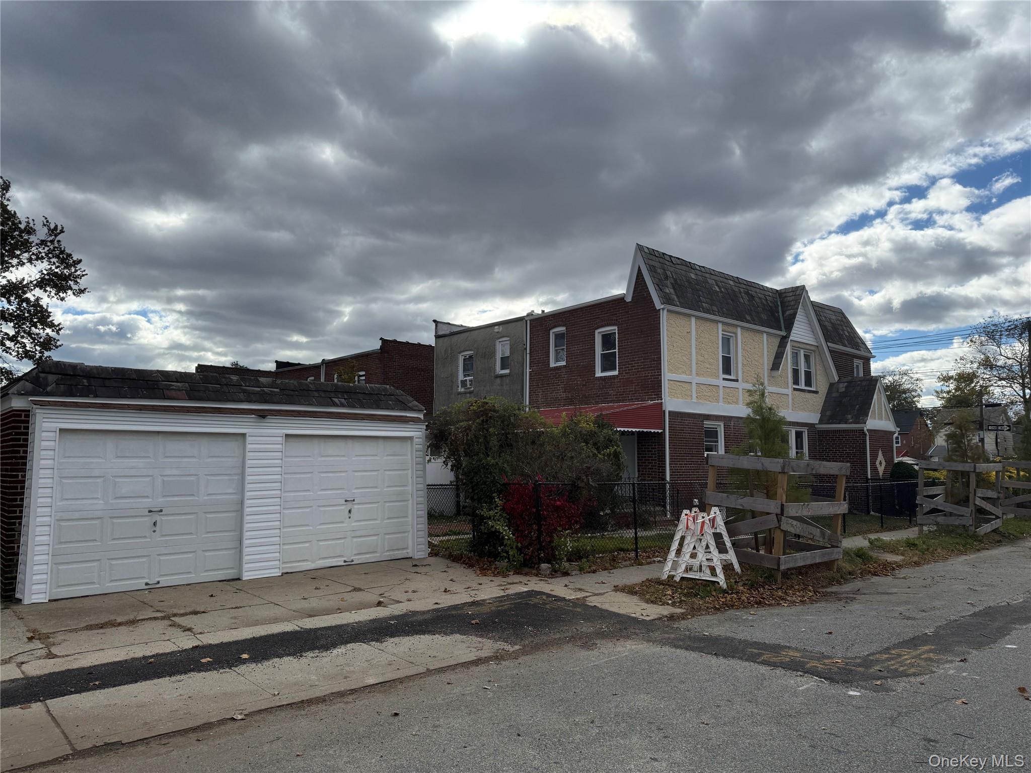 #5 photo, 111-27 209th Place, Queens Village , NY 11429