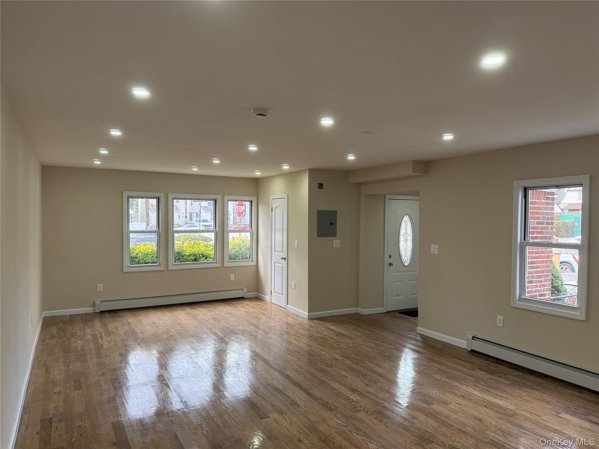 #7 photo, 111-27 209th Place, Queens Village , NY 11429