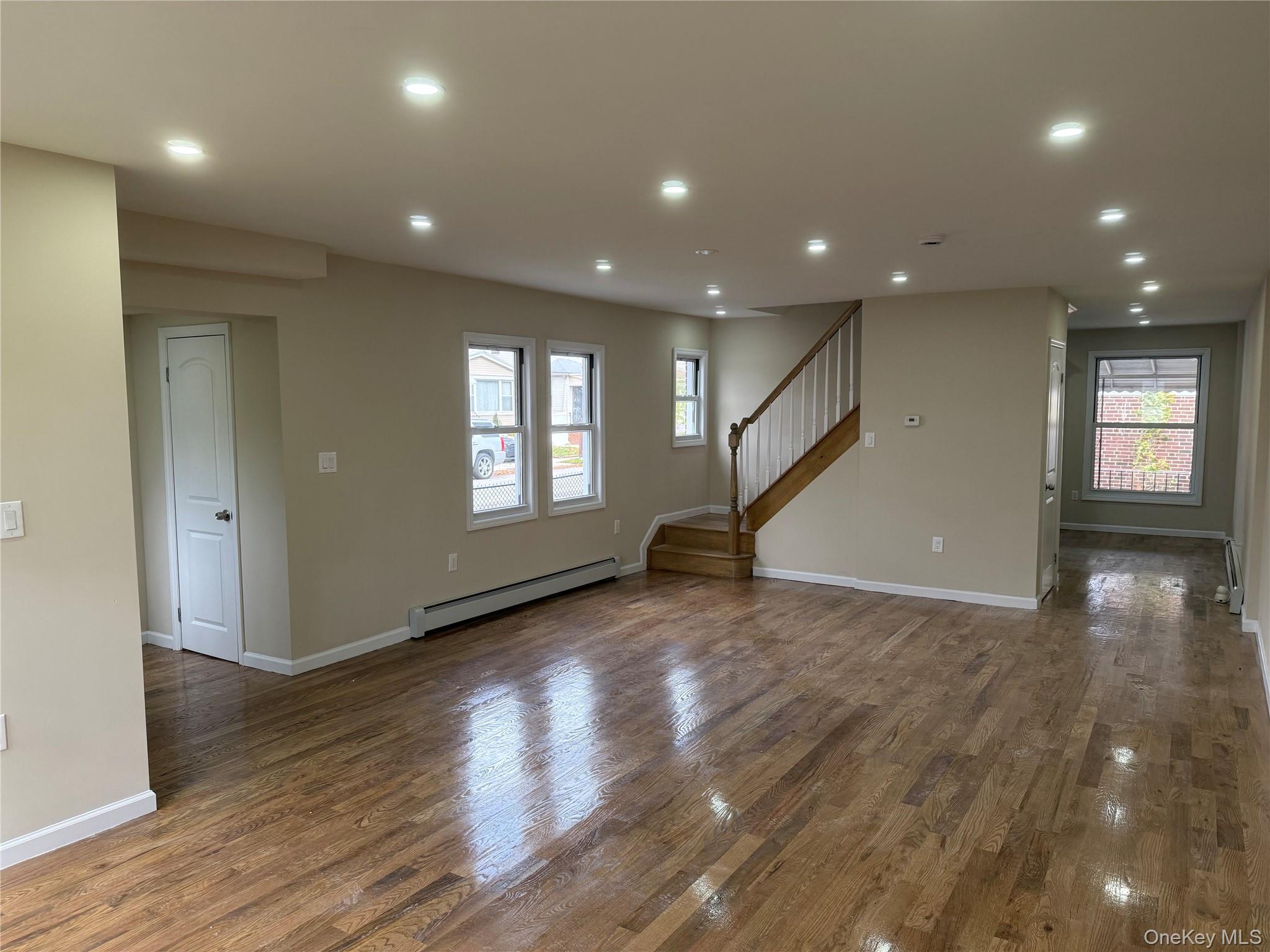 #8 photo, 111-27 209th Place, Queens Village , NY 11429