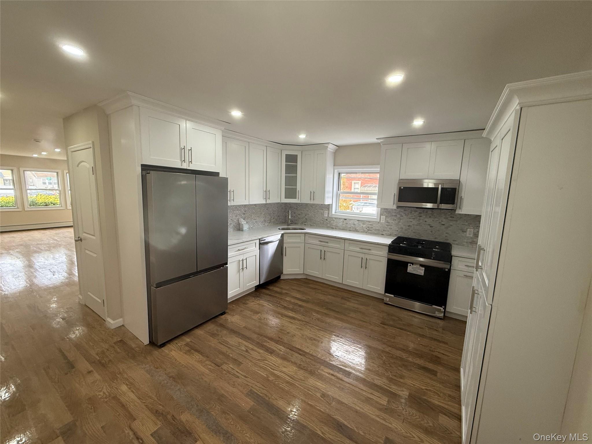 #9 photo, 111-27 209th Place, Queens Village , NY 11429