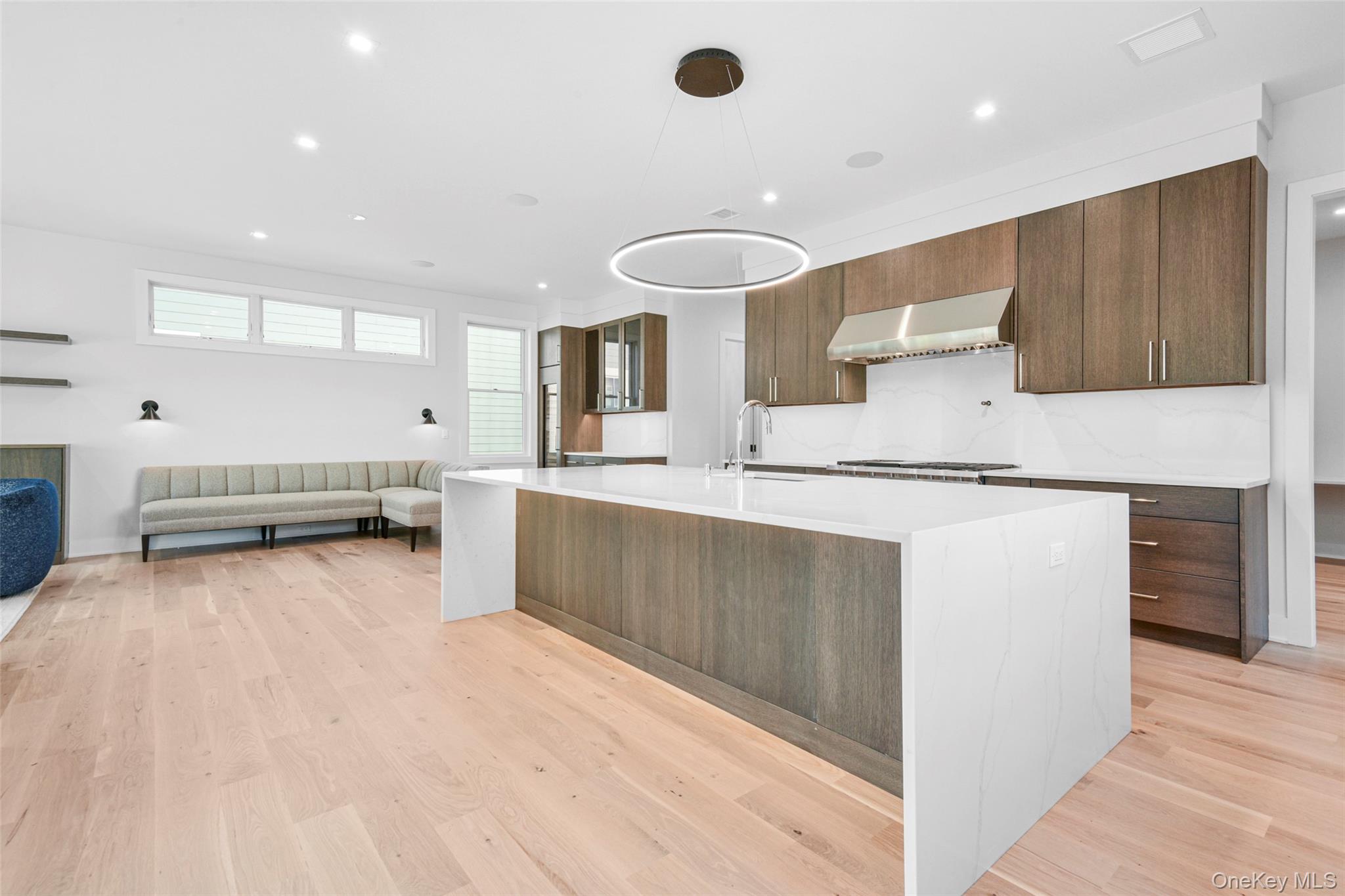 #4 photo, 65 Myrtle Boulevard, Larchmont , NY 10538