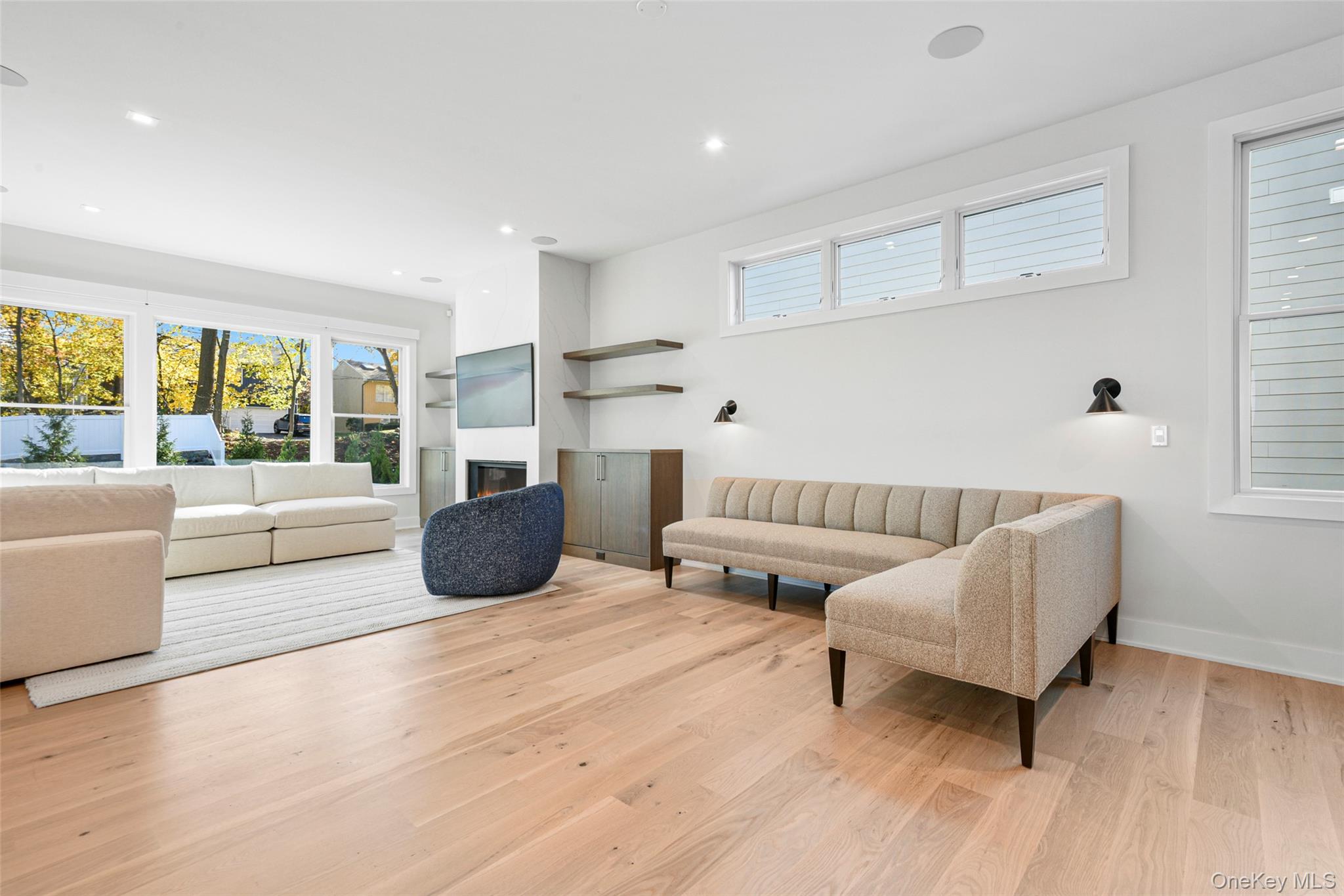 #8 photo, 65 Myrtle Boulevard, Larchmont , NY 10538