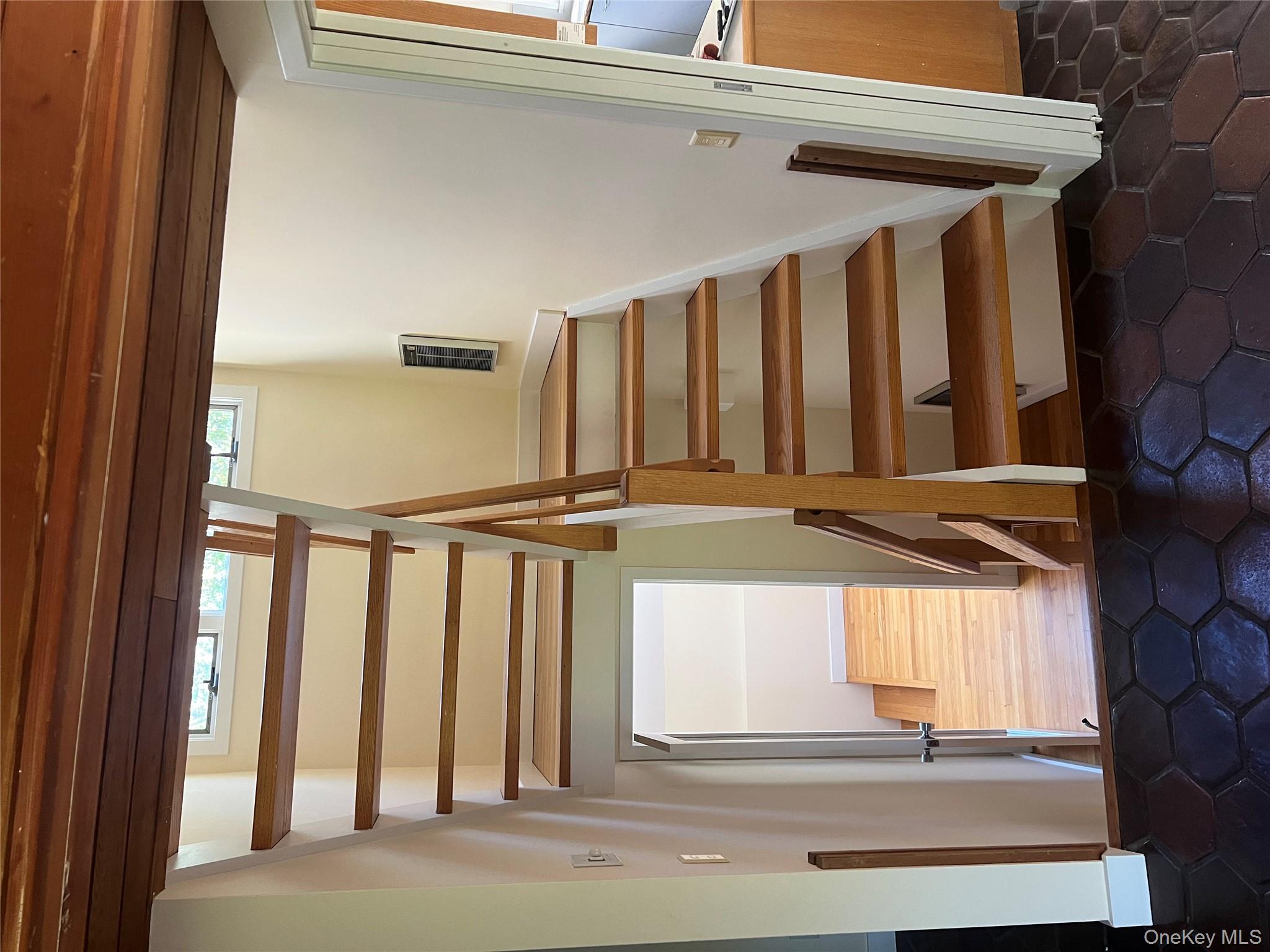 #10 photo, 76 Whippoorwill Pond Road, Garrison , NY 10524