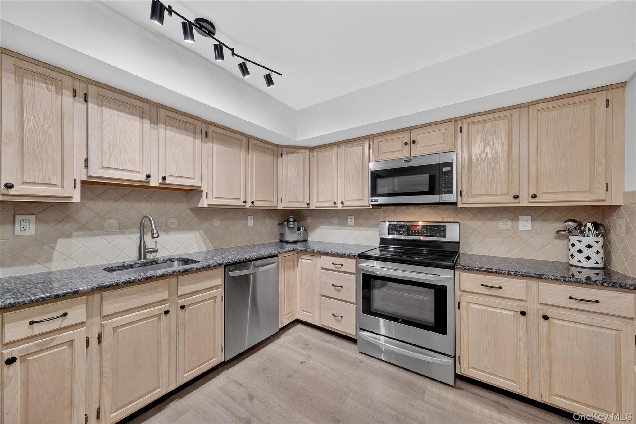 #19 photo, 2 Deer Crossing Drive, Fishkill , NY 12524