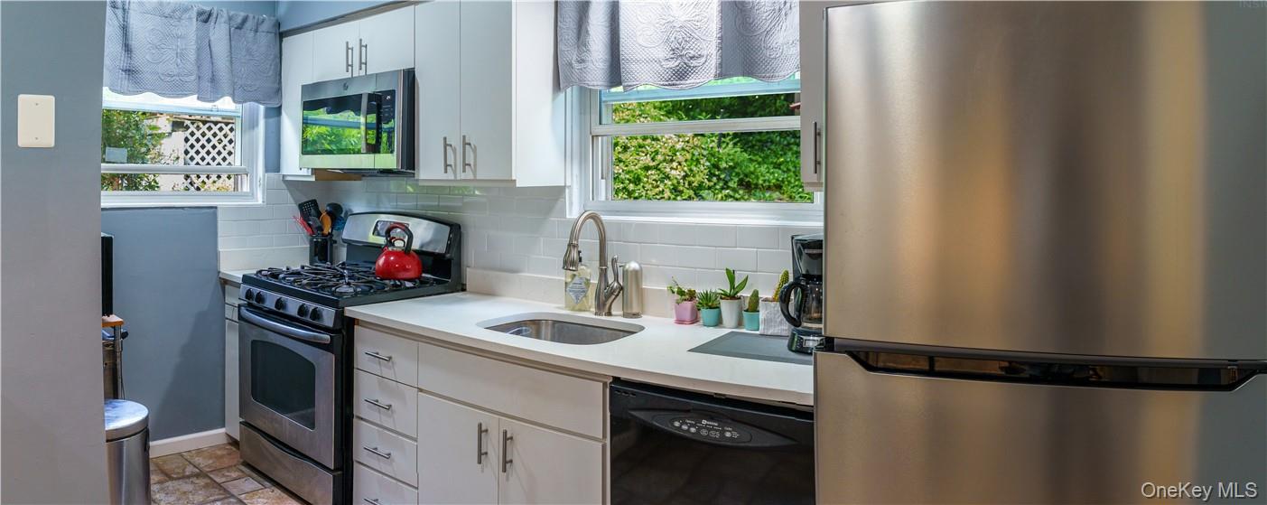 #4 photo, 9 Esplanade, Mount Vernon , NY 10553