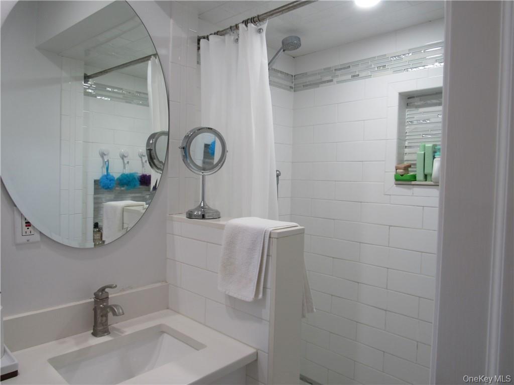 #12 photo, 242 William Street, Port Chester , NY 10573