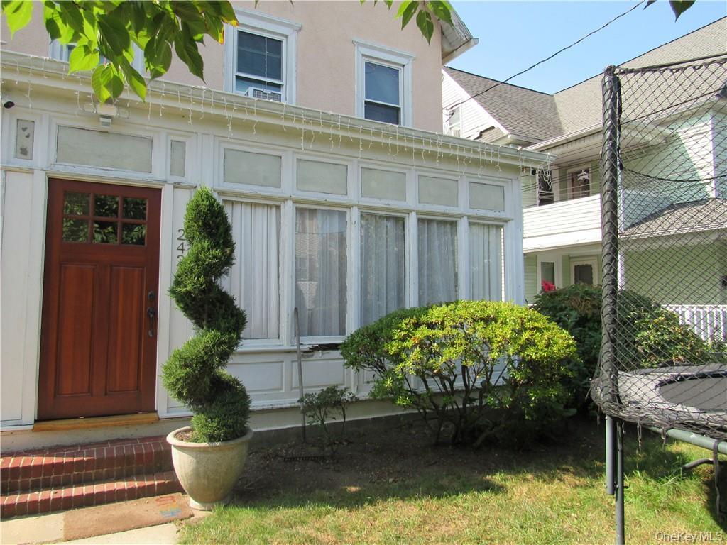 #18 photo, 242 William Street, Port Chester , NY 10573