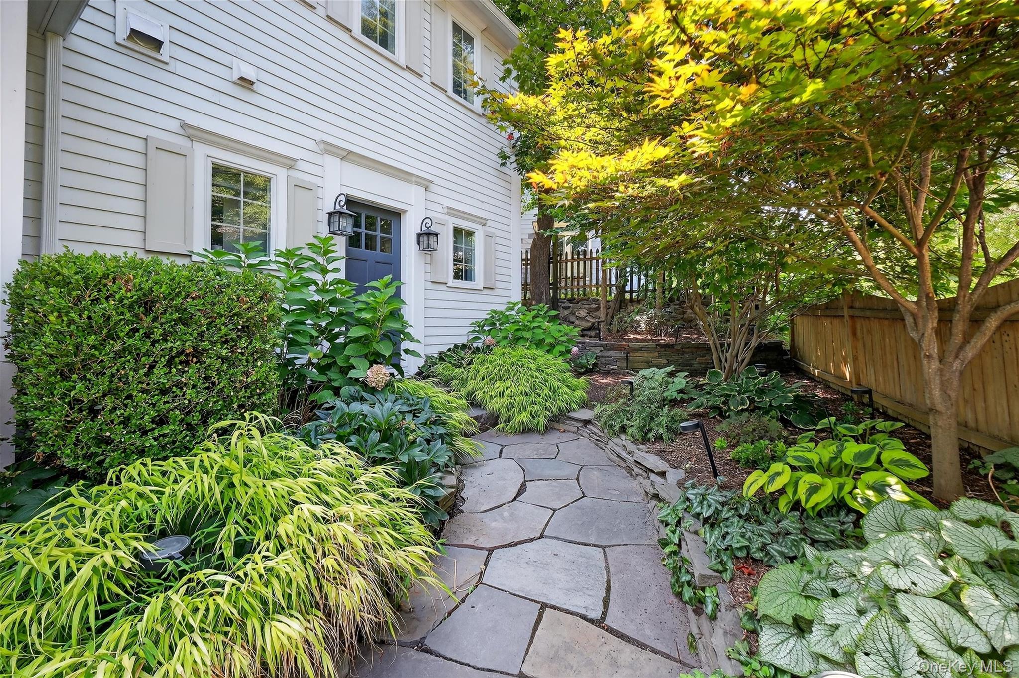 #1 photo, 669 Route 213, Rosendale , NY 12472