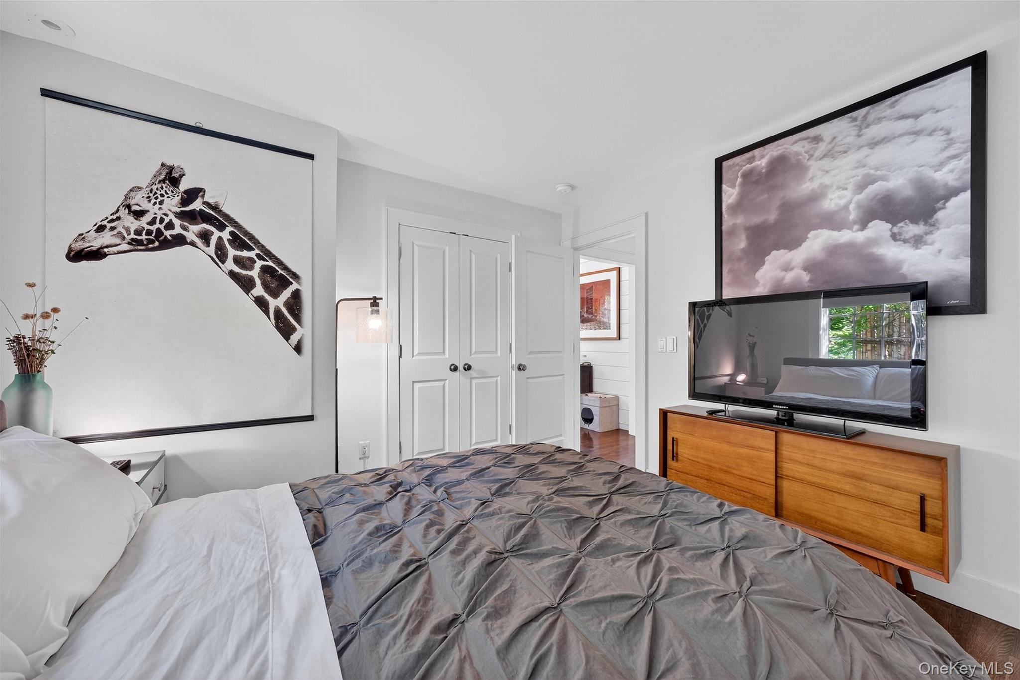 #17 photo, 669 Route 213, Rosendale , NY 12472