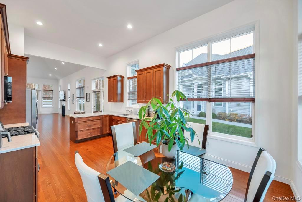 #19 photo, 195 Belmont Circle, Yaphank , NY 11980