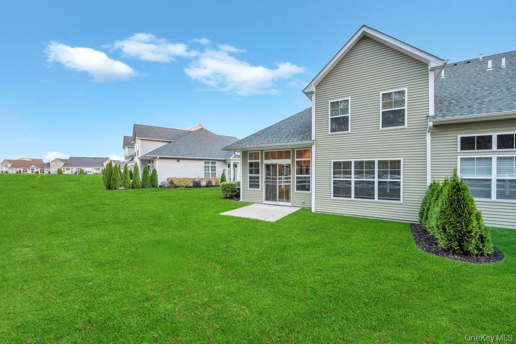 #6 photo, 195 Belmont Circle, Yaphank , NY 11980