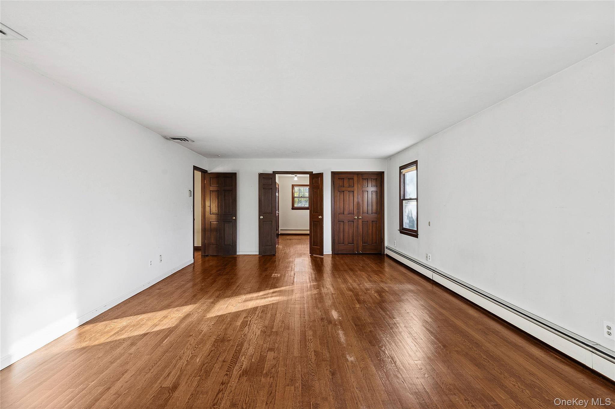 #15 photo, 62 Sabine Road, Oyster Bay Cove , NY 11791