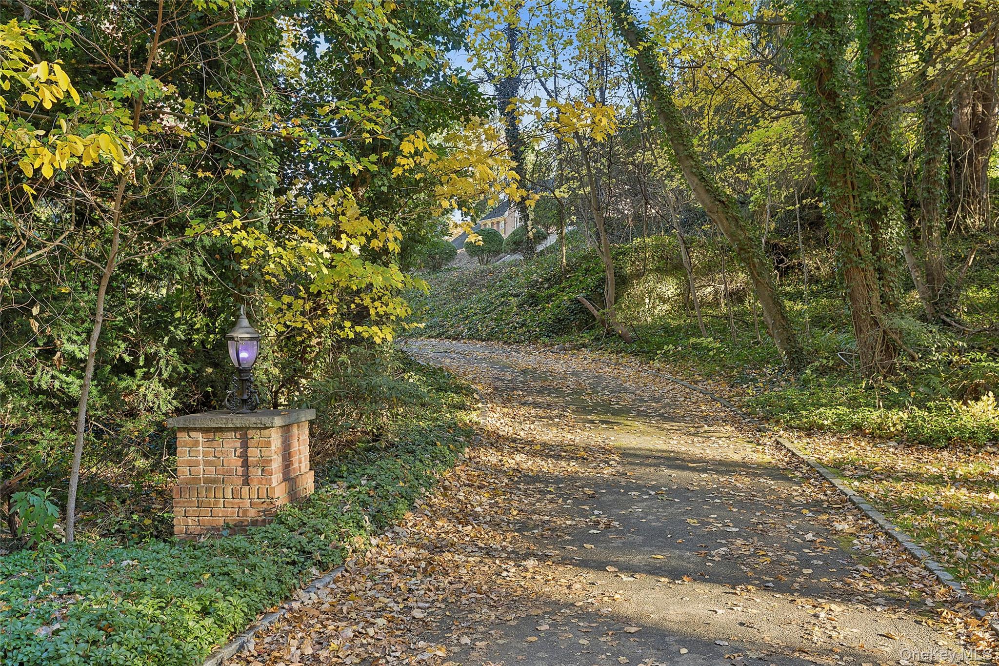 #3 photo, 62 Sabine Road, Oyster Bay Cove , NY 11791