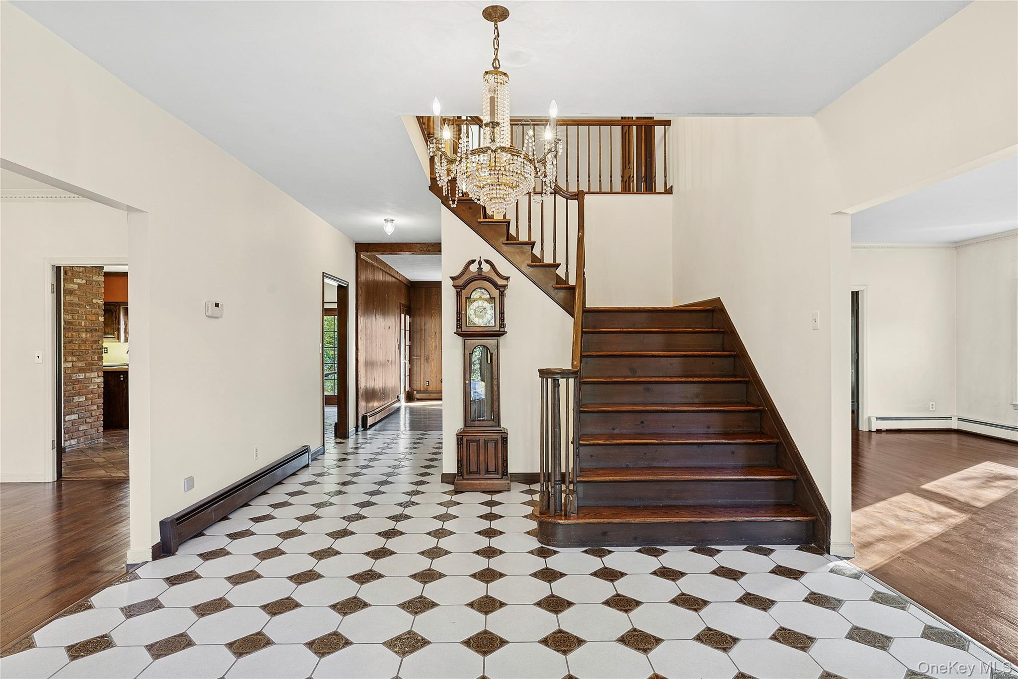 #5 photo, 62 Sabine Road, Oyster Bay Cove , NY 11791