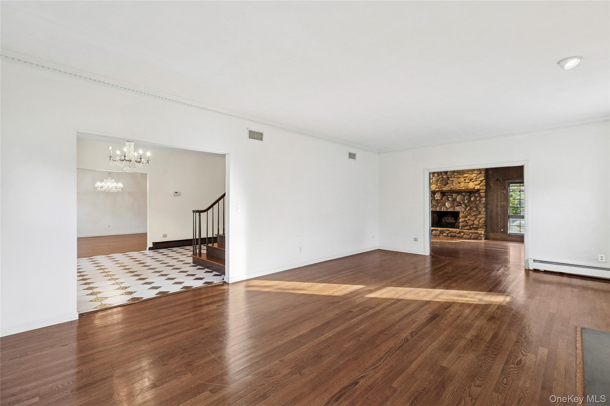 #7 photo, 62 Sabine Road, Oyster Bay Cove , NY 11791