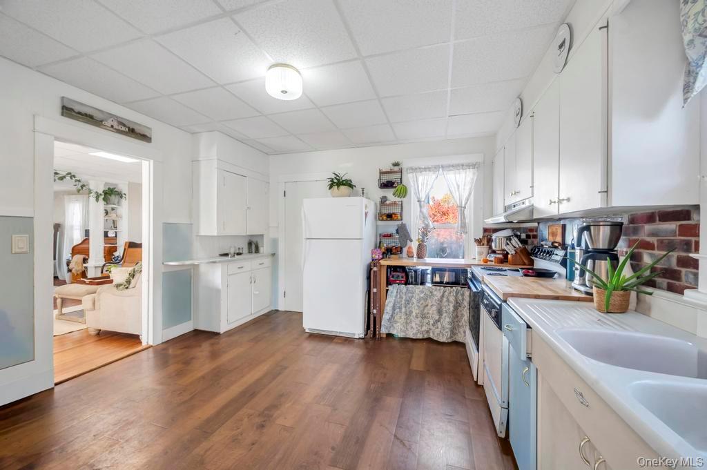 #12 photo, 223 Cedar Avenue, Patchogue , NY 11772