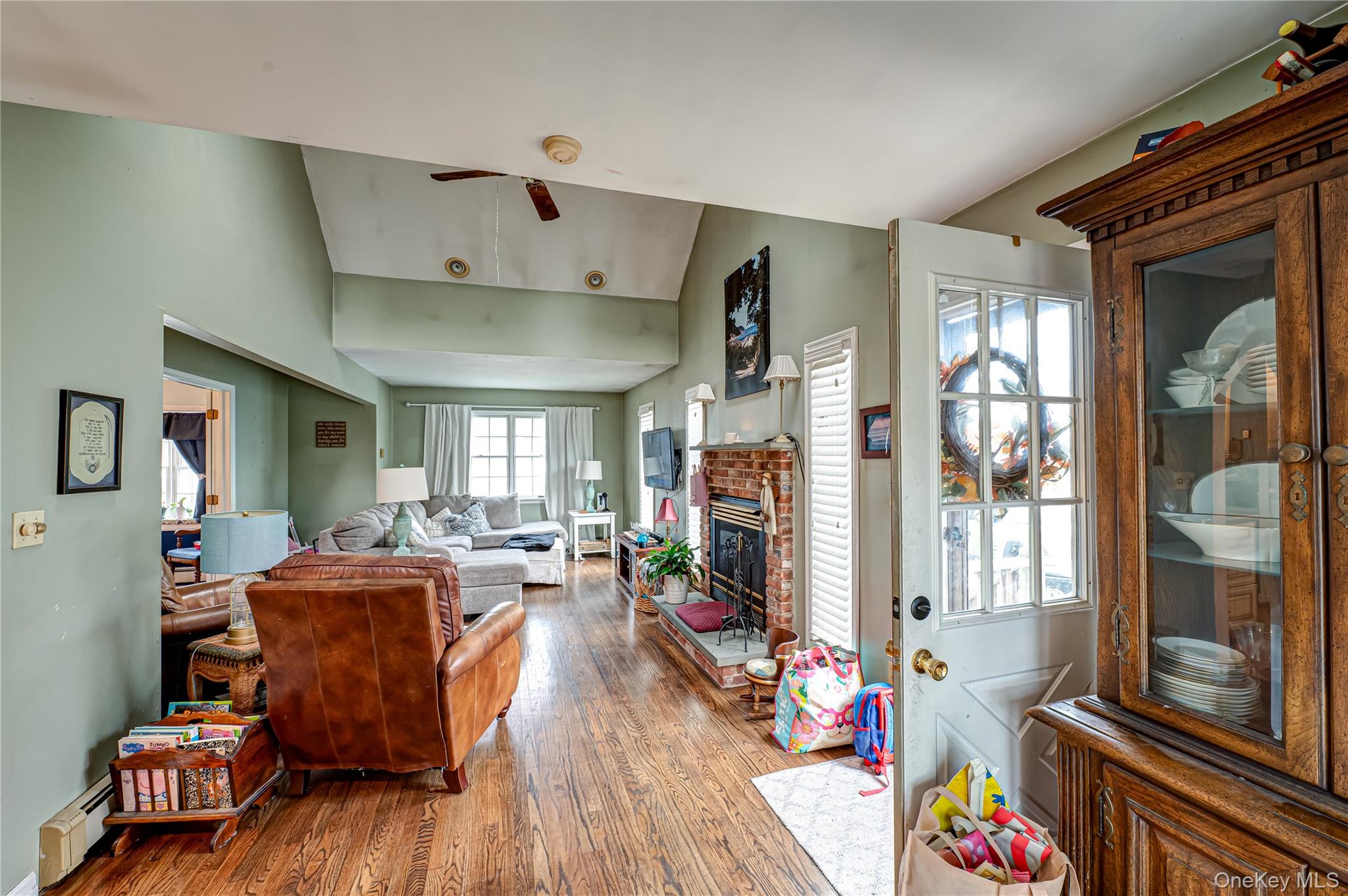 #12 photo, 226 Sears Road, West Islip , NY 11795