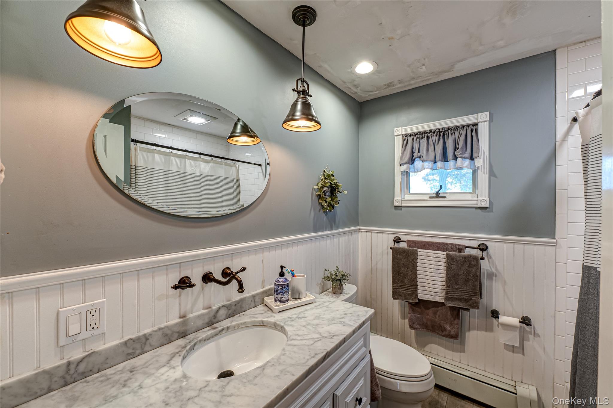 #5 photo, 226 Sears Road, West Islip , NY 11795