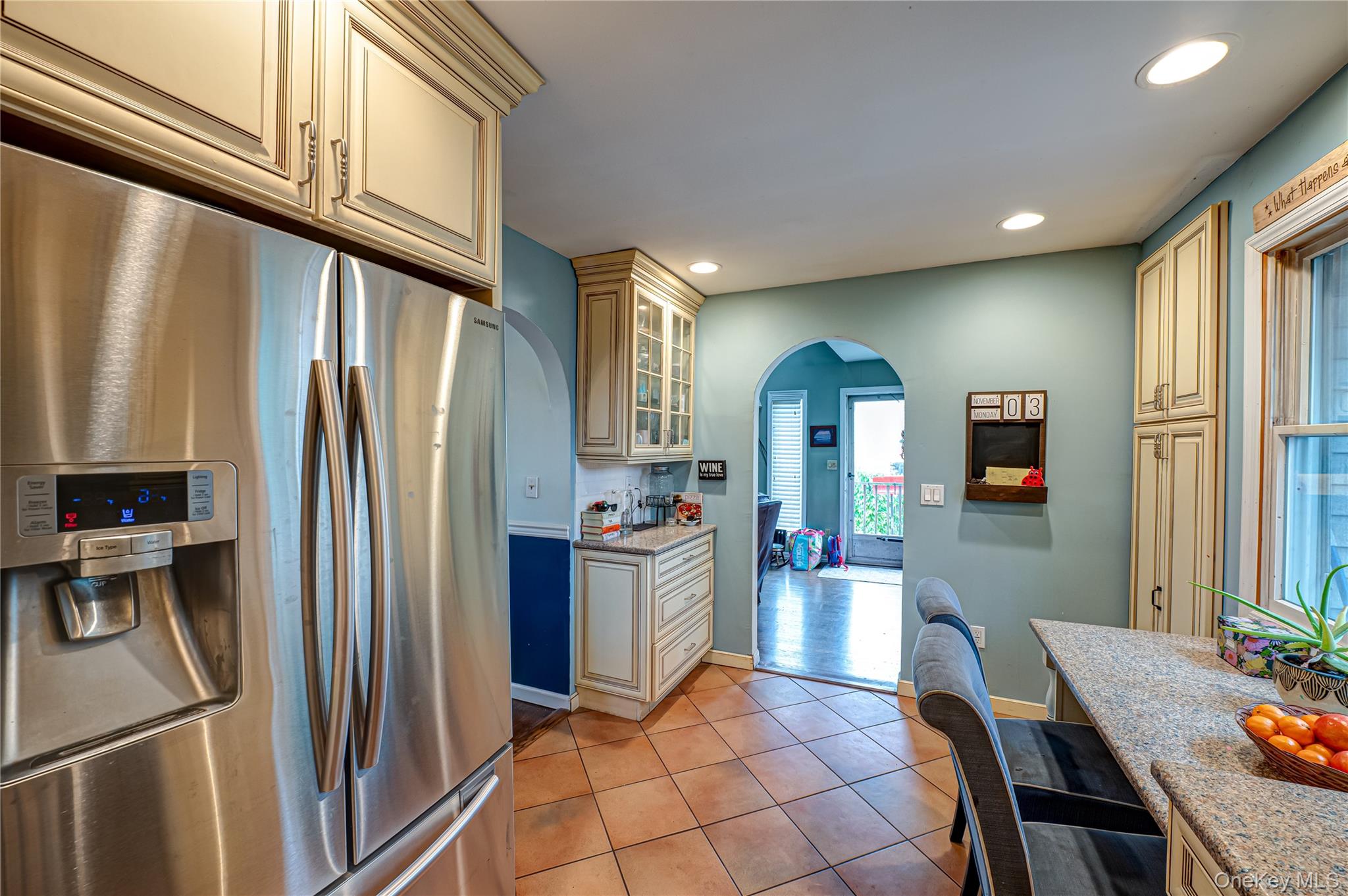 #7 photo, 226 Sears Road, West Islip , NY 11795