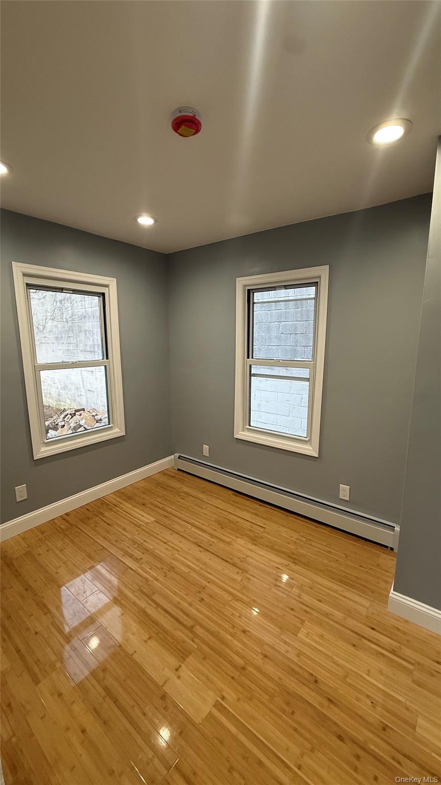 #11 photo, 116-45 195 Street, Saint Albans , NY 11412