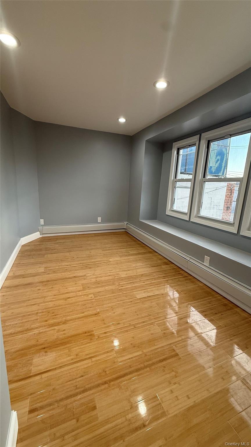 #14 photo, 116-45 195 Street, Saint Albans , NY 11412