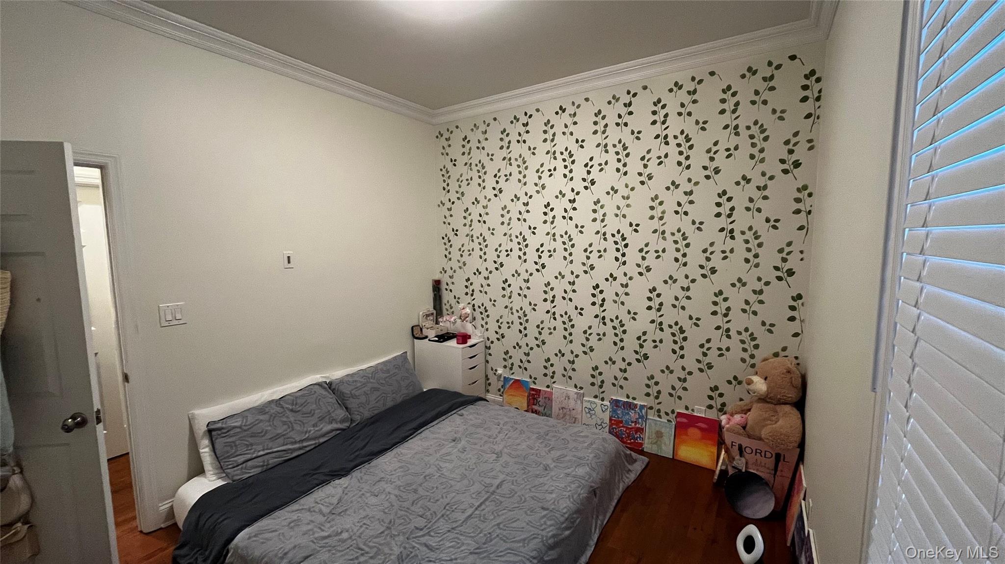 #8 photo, 137 W Market Street, Long Beach , NY 11561