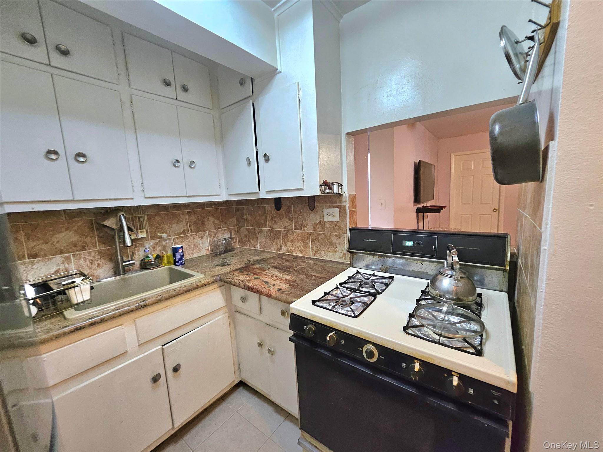 #5 photo, 87-70 173 Street, Jamaica , NY 11432