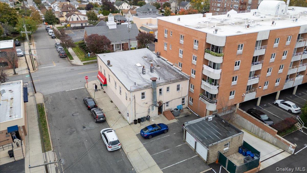 #7 photo, 213-215 Mineola Boulevard, Mineola , NY 11501