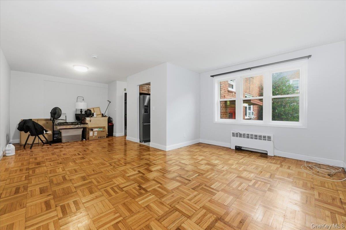 #3 photo, 275 Maple Avenue, Rockville Centre , NY 11570