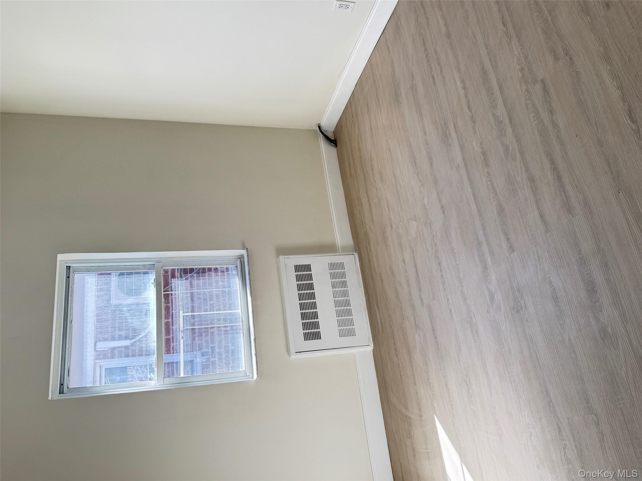 #9 photo, 5003 Horatio Parkway, Oakland Gardens , NY 11364