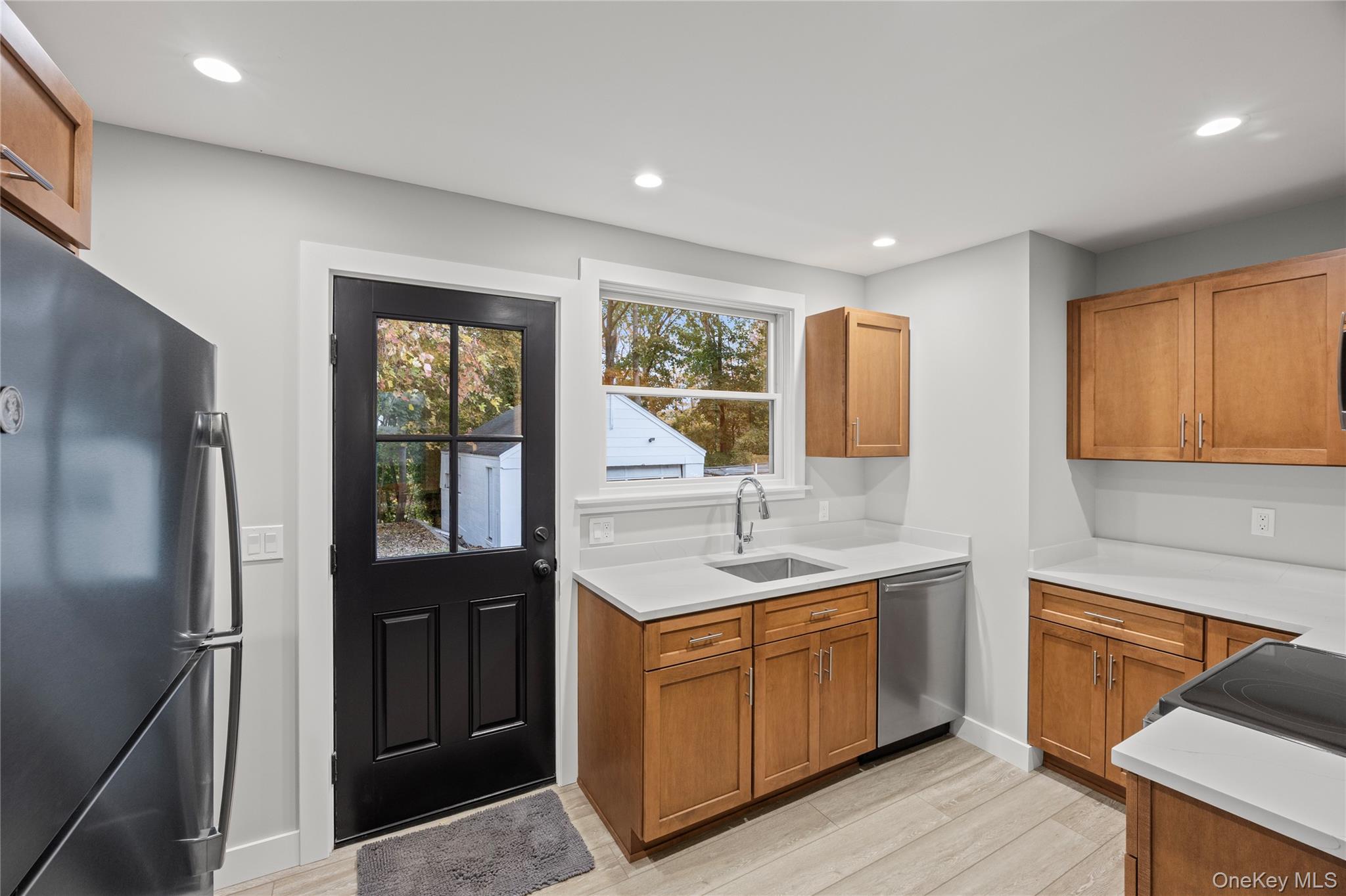 #9 photo, 122 Liberty Avenue, Port Jefferson , NY 11777