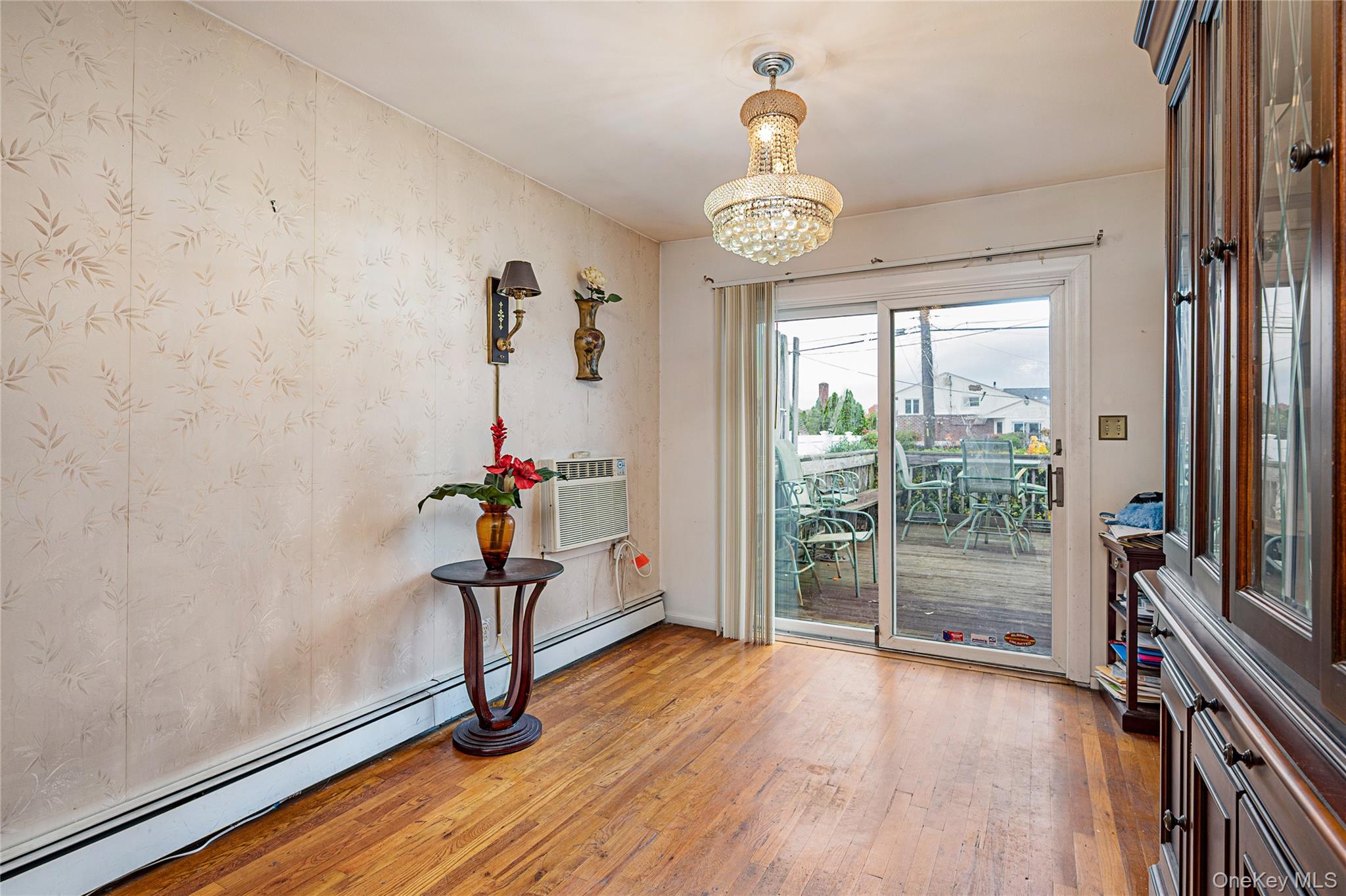 #6 photo, 68 Myles Avenue, Levittown , NY 11756