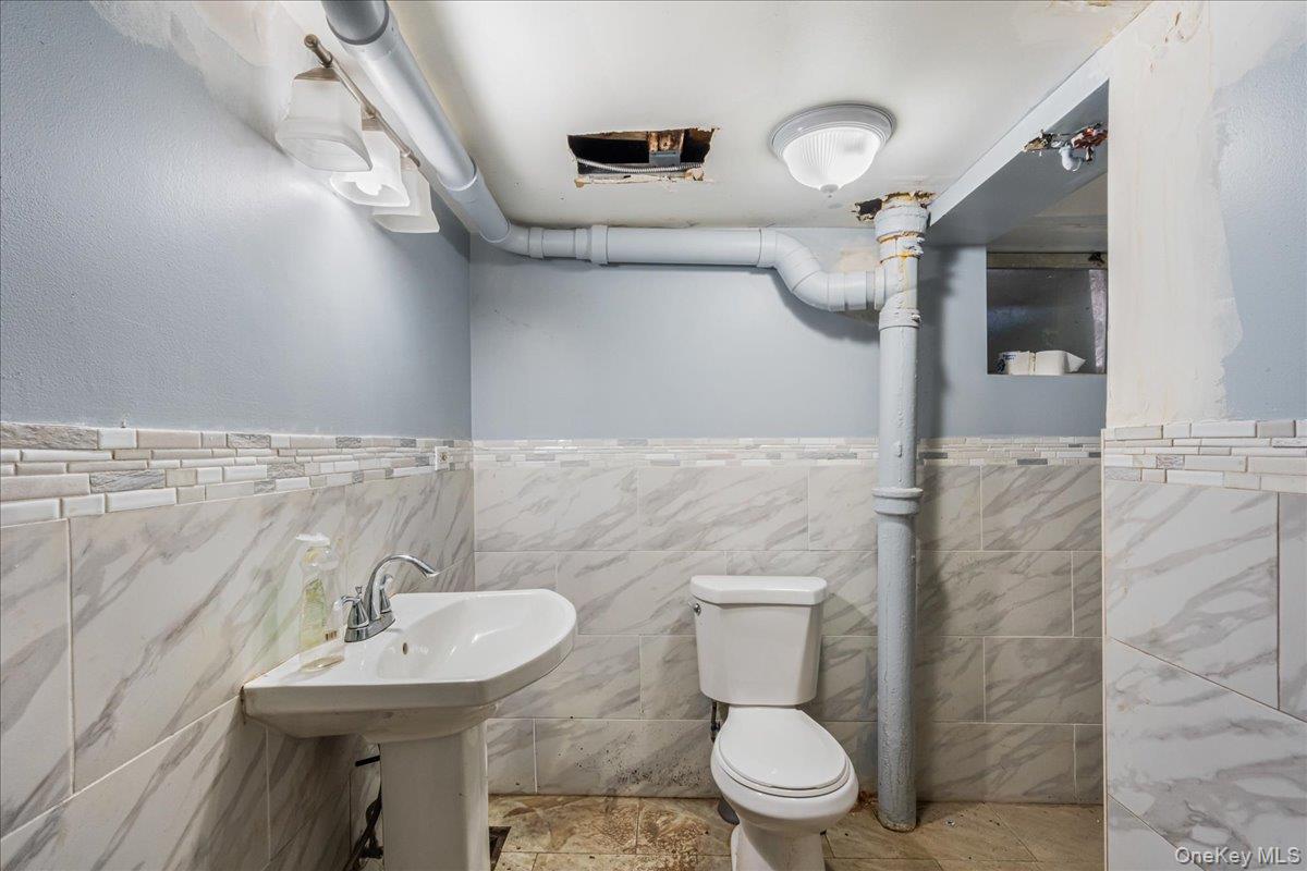 #18 photo, 384 E 34th Street, Brooklyn , NY 11203