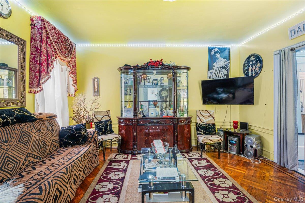 #6 photo, 384 E 34th Street, Brooklyn , NY 11203