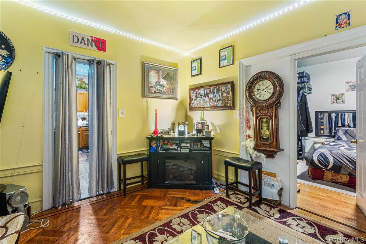 #7 photo, 384 E 34th Street, Brooklyn , NY 11203