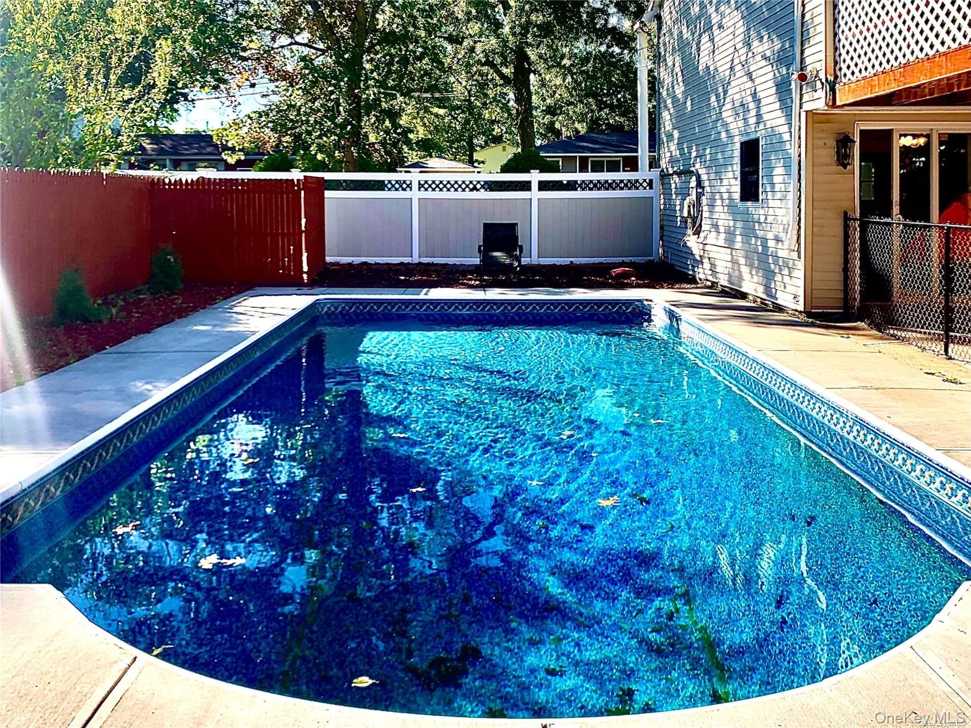 #20 photo, 1671 Claas Avenue, Holbrook , NY 11741